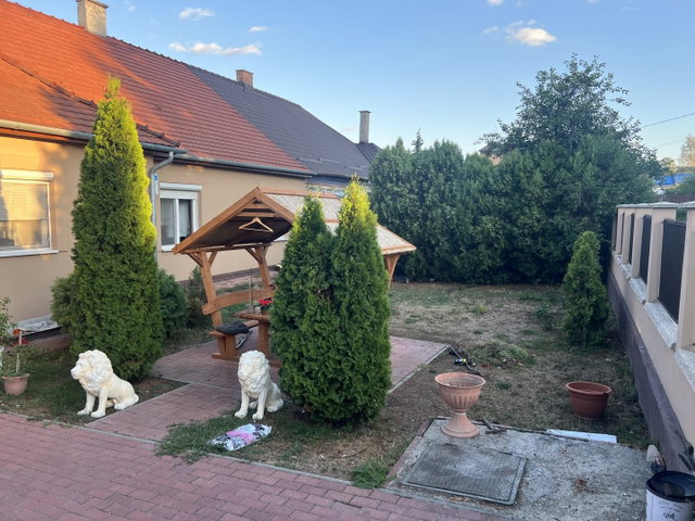 Eladó ikerház, Tatabányán 45 M Ft, 2+1 szobás
