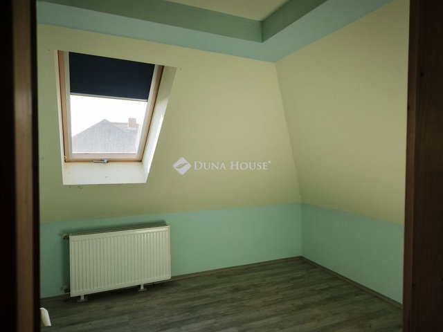 Eladó családi ház, Szombathelyen 58.9 M Ft, 6 szobás