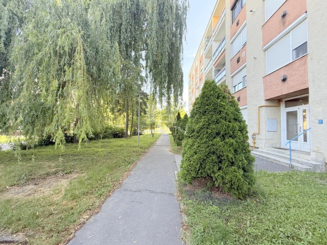 Eladó téglalakás, Zalaegerszegen 51.9 M Ft, 3 szobás