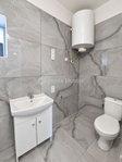 Eladó családi ház, Zsámbokon 50 M Ft, 3 szobás