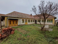 Eladó családi ház, Dányon 43 M Ft, 4 szobás