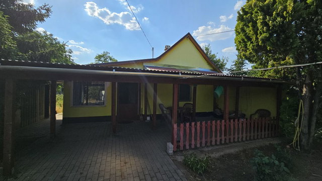 Eladó családi ház, Jászapátiban 13.5 M Ft, 2 szobás