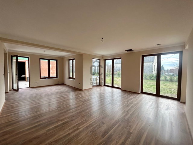 Eladó családi ház, Cserszegtomajon 104 M Ft, 4 szobás