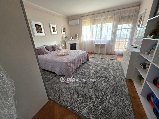 Eladó téglalakás, Kunszentmártonban 24.8 M Ft, 2 szobás