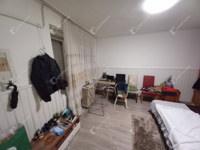 Eladó családi ház, Debrecenben 29.9 M Ft, 1 szobás