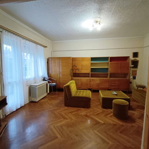 Eladó téglalakás, Nagykanizsán 32.9 M Ft, 3 szobás