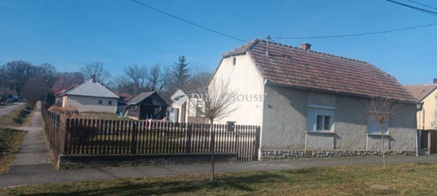 Eladó családi ház, Sellyén 23.9 M Ft, 4 szobás