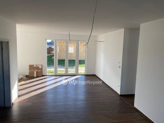 Eladó családi ház, Kecskeméten 86.99 M Ft, 4 szobás