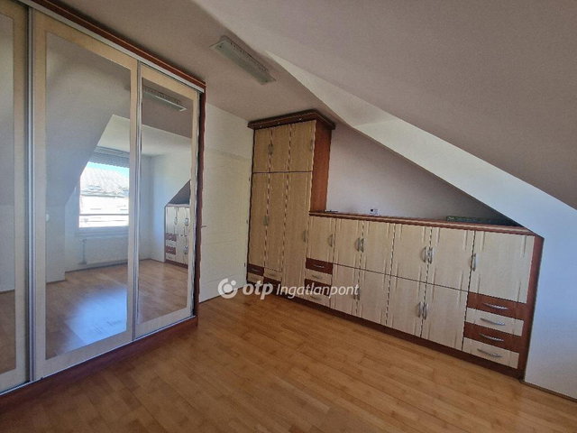 Eladó téglalakás, Budapesten, IV. kerületben 86.5 M Ft, 2 szobás