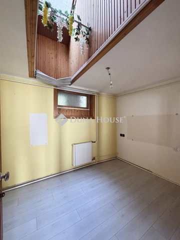 Eladó családi ház, Debrecenben 94.9 M Ft, 3 szobás