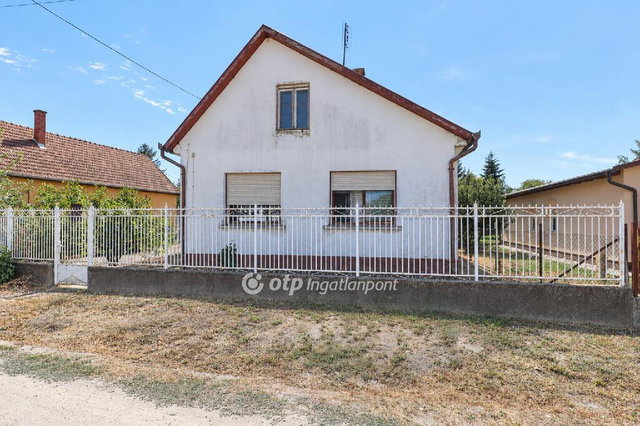 Eladó családi ház, Dömsödön 57.9 M Ft, 3 szobás