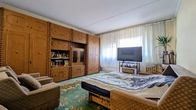 Eladó panellakás, Kecskeméten, Burga utcában 44 M Ft, 3 szobás