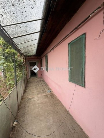 Eladó családi ház, Monoron 35 M Ft, 2 szobás