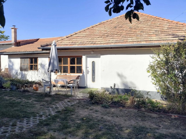 Eladó családi ház, Buzsákon 75 M Ft, 3 szobás