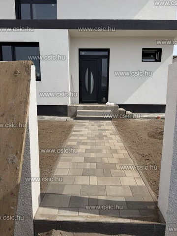 Eladó családi ház, Budapesten, XVIII. kerületben 169.9 M Ft
