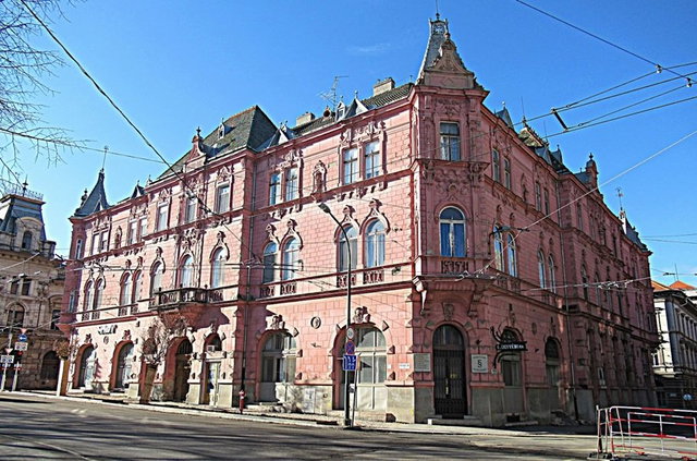 Eladó téglalakás, Szegeden 63.9 M Ft, 2 szobás