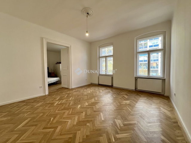 Eladó téglalakás, Budapesten, IX. kerületben 89.5 M Ft, 2 szobás