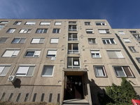 Eladó panellakás, Oroszlányban 29.9 M Ft, 2 szobás