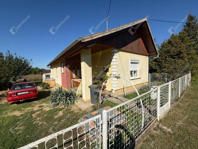 Eladó családi ház, Alsórajkon 27.9 M Ft, 2 szobás