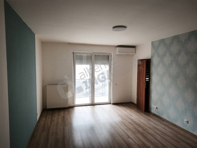 Kiadó téglalakás, albérlet, III. kerületben, Tímár utcában