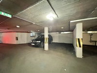 Kiadó garázs, Kaposváron, Berzsenyi utcában 30 E Ft / hó