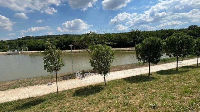 Eladó téglalakás, Budapesten, XI. kerületben 89.99 M Ft