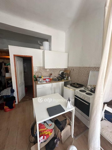 Eladó téglalakás, Budapesten, IV. kerületben 31 M Ft, 1 szobás