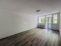 Eladó panellakás, Pécsett 50 M Ft, 2 szobás