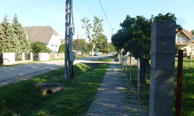 Eladó telek, Siófokon 35 M Ft / költözzbe.hu