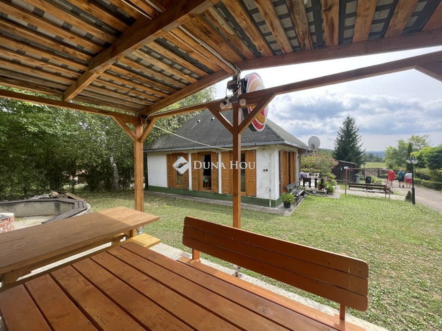 Eladó üzlethelyiség, Bükkszéken 110 M Ft, 22 szobás