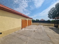Eladó családi ház, Törtelen 50 M Ft, 4 szobás
