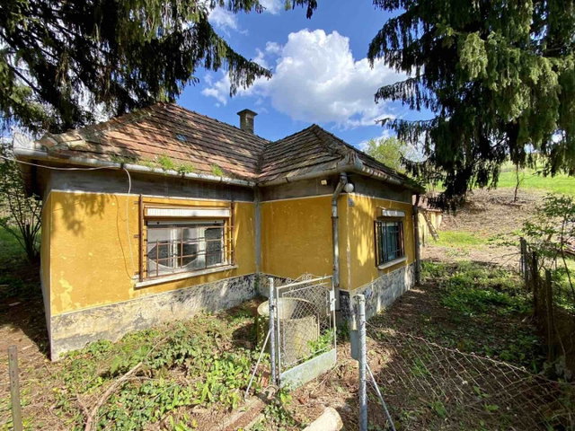 Eladó családi ház, Zalaszentgróton 11.9 M Ft, 2 szobás