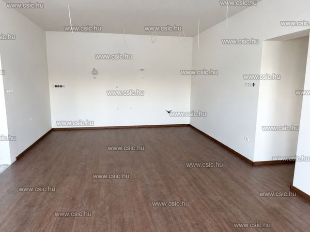 Eladó családi ház, Érden 114.9 M Ft, 5 szobás