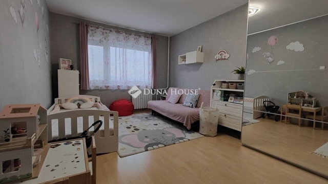 Eladó panellakás, Budapesten, X. kerületben 89.9 M Ft, 3 szobás