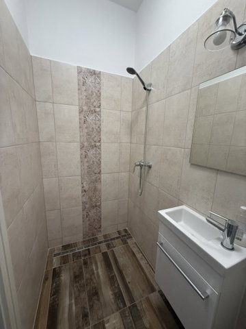 Kiadó családi ház, albérlet, Dorogon 500 E Ft / hó, 4 szobás
