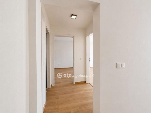 Eladó téglalakás, Budapesten, VI. kerületben 105 M Ft, 3 szobás