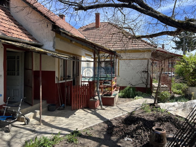 Eladó családi ház, Szendrőn 16.5 M Ft, 3 szobás