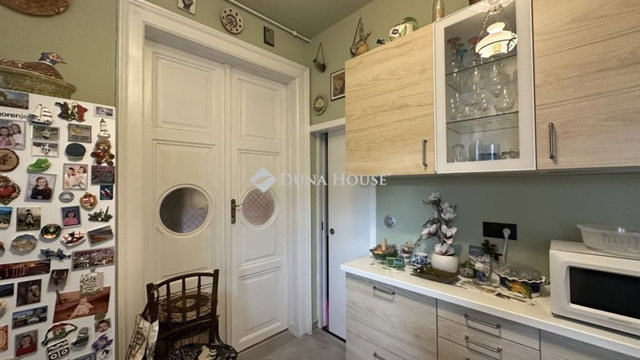 Eladó családi ház, Budakeszin 77 M Ft, 2 szobás