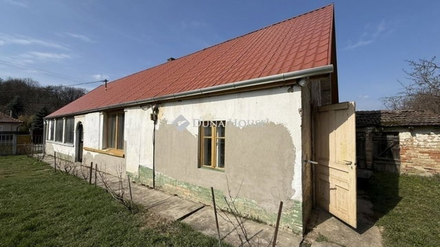 Eladó családi ház, Mendén 43 M Ft, 2 szobás