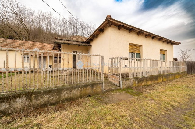 Eladó családi ház, Harsányban 13.99 M Ft, 4 szobás