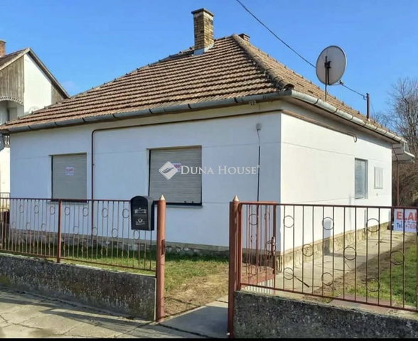 Eladó családi ház, Dávodon, Erkel Ferenc utcában 21.85 M Ft