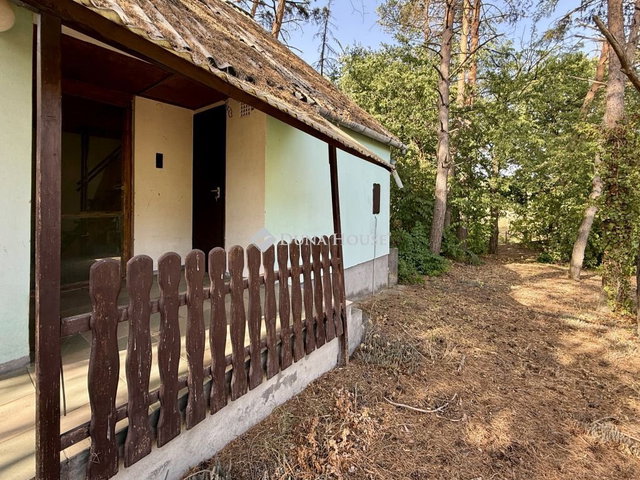 Eladó mezogazdasagi ingatlan, Pakson 8.7 M Ft, 2 szobás