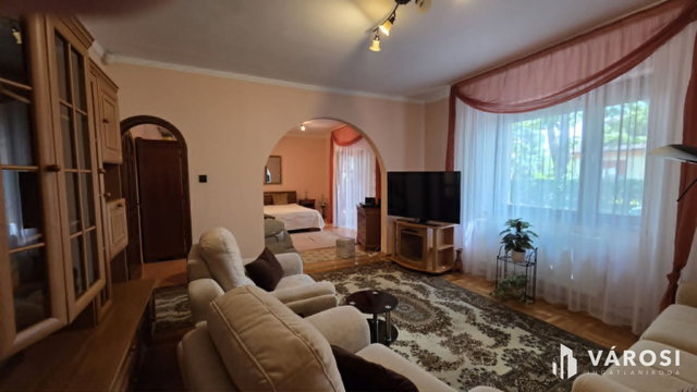 Kiadó családi ház, albérlet, Debrecenben 490 E Ft / hó