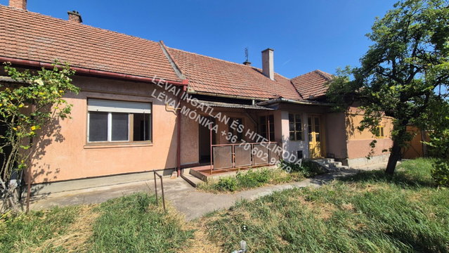 Eladó családi ház, Békéscsabán 33.9 M Ft, 5 szobás