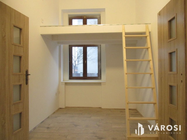 Eladó téglalakás, Balassagyarmaton 18.9 M Ft, 2 szobás