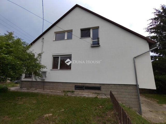 Eladó családi ház, Kaposváron 59.9 M Ft, 4 szobás