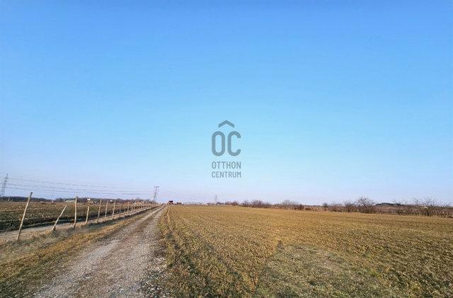 Eladó mezogazdasagi ingatlan, Dunakeszin 90 M Ft