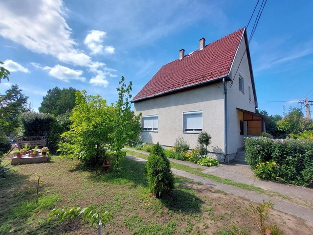 Eladó családi ház, Dunakeszin 128.9 M Ft, 5 szobás