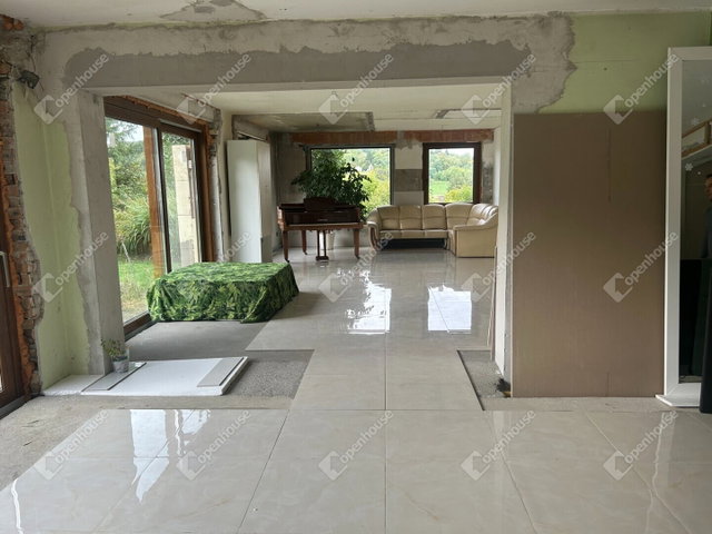 Eladó családi ház, Zalaegerszegen 85 M Ft, 7 szobás