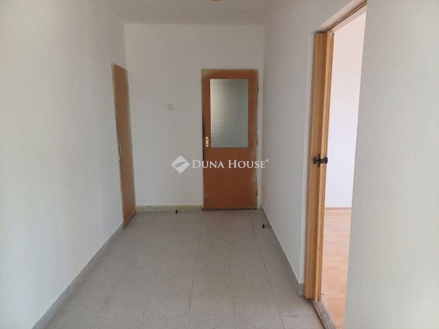 Eladó családi ház, Miskolcon 49 M Ft, 7 szobás